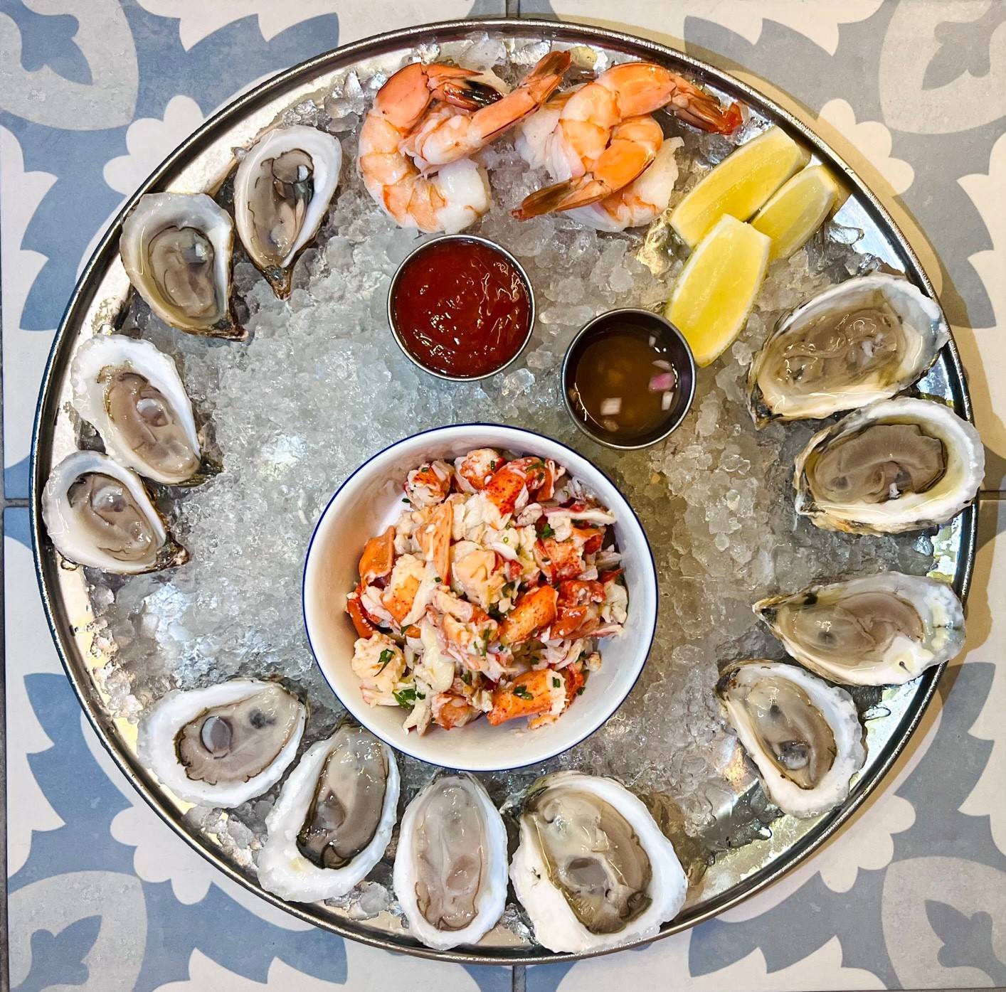23-bost-seafood-littlewhale-oysters.jpg